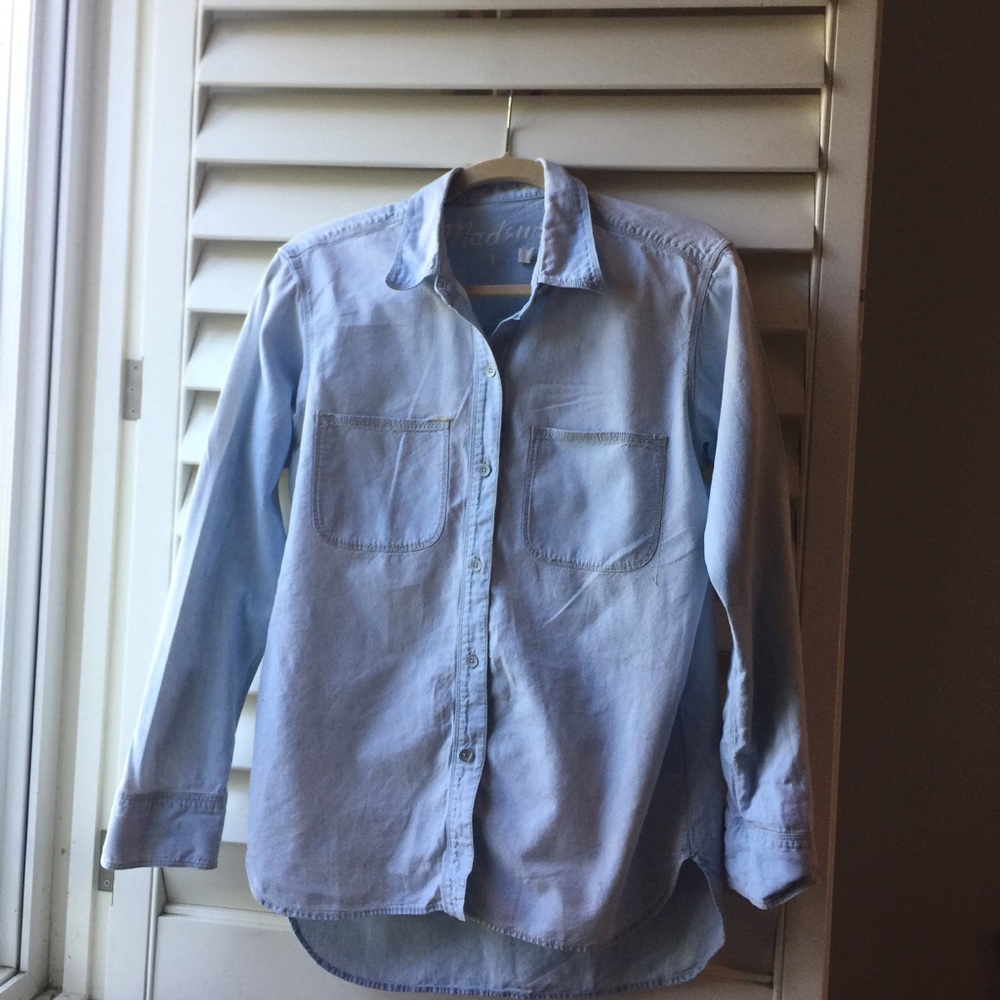 Madewell chambray boyfriend shirt